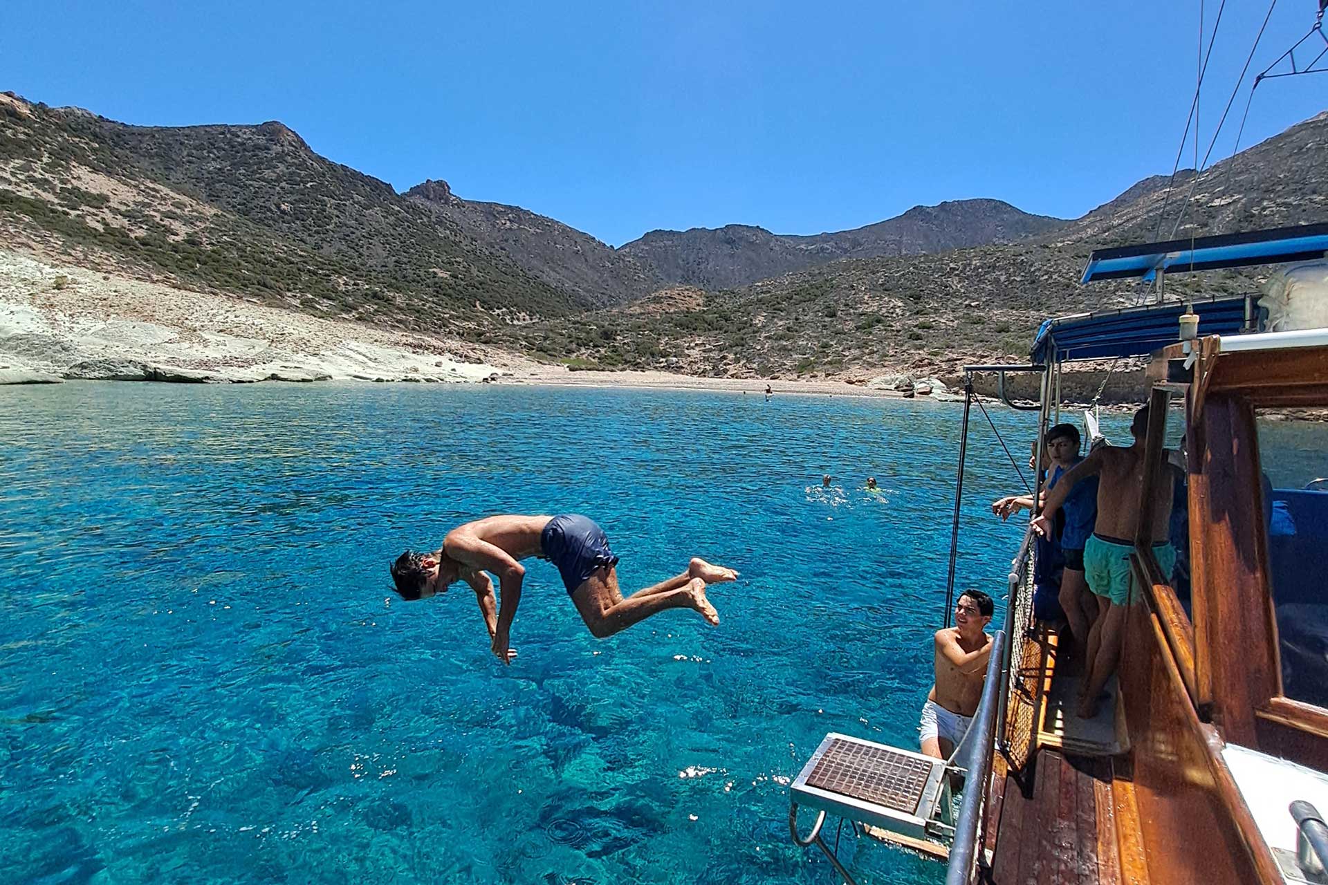 private cruise in Sifnos